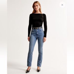 Abercrombie 90s Slim Straight Ultra High Rise